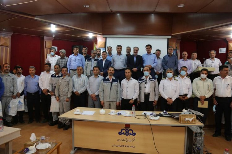 کارگر خارگ 23