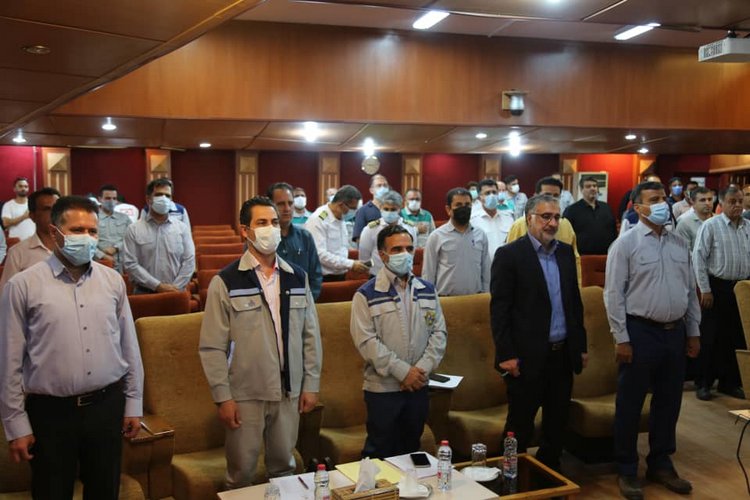 کارگر خارگ 30