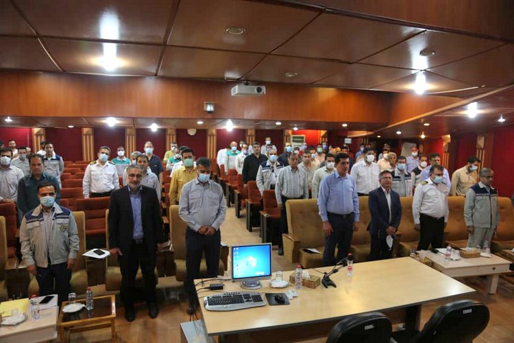 کارگر خارگ 35