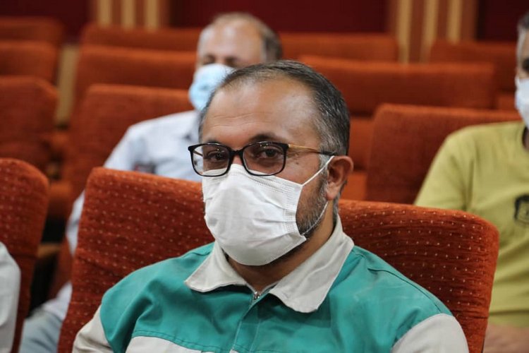 کارگر خارگ 36