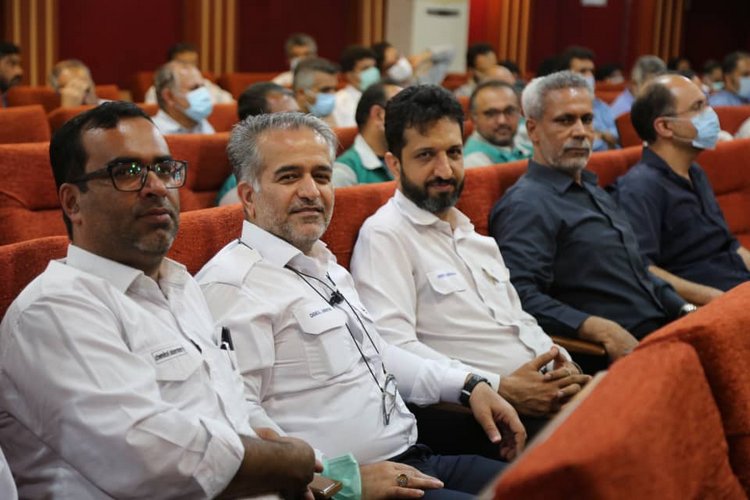 کارگر خارگ 41