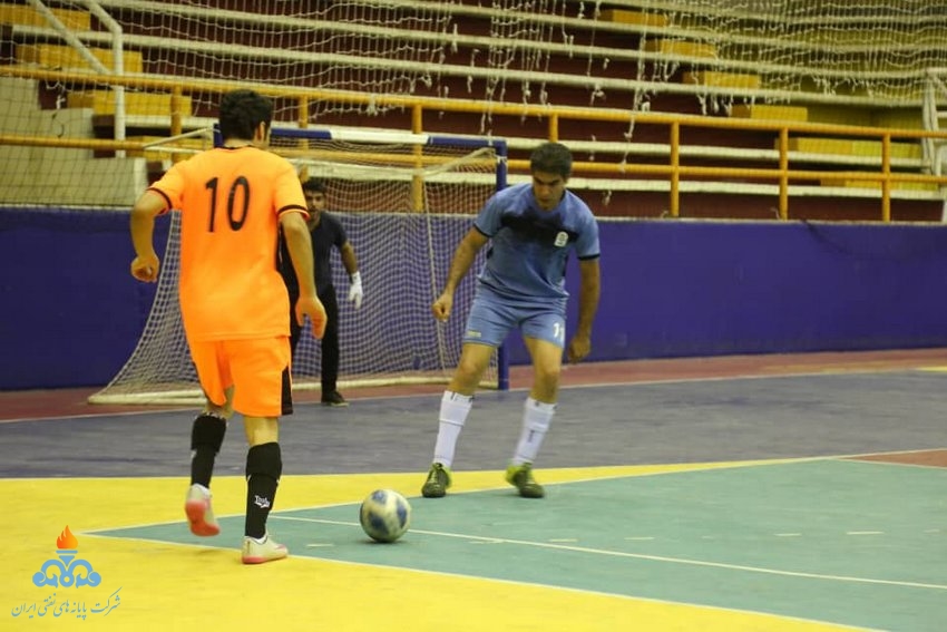 فوتسال 4