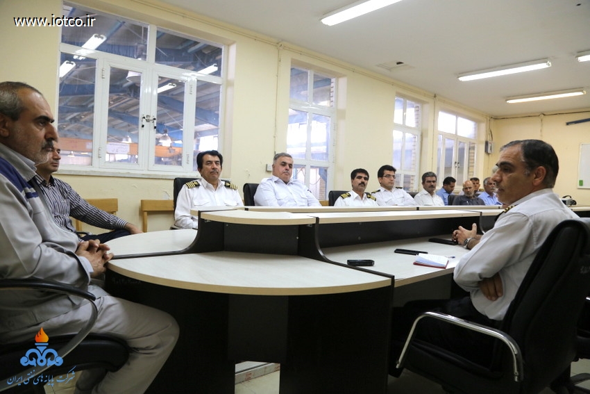 روز دریانوردی 18