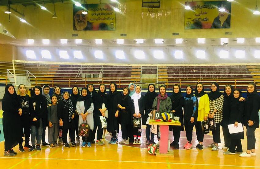 والیبال سه نفره  1