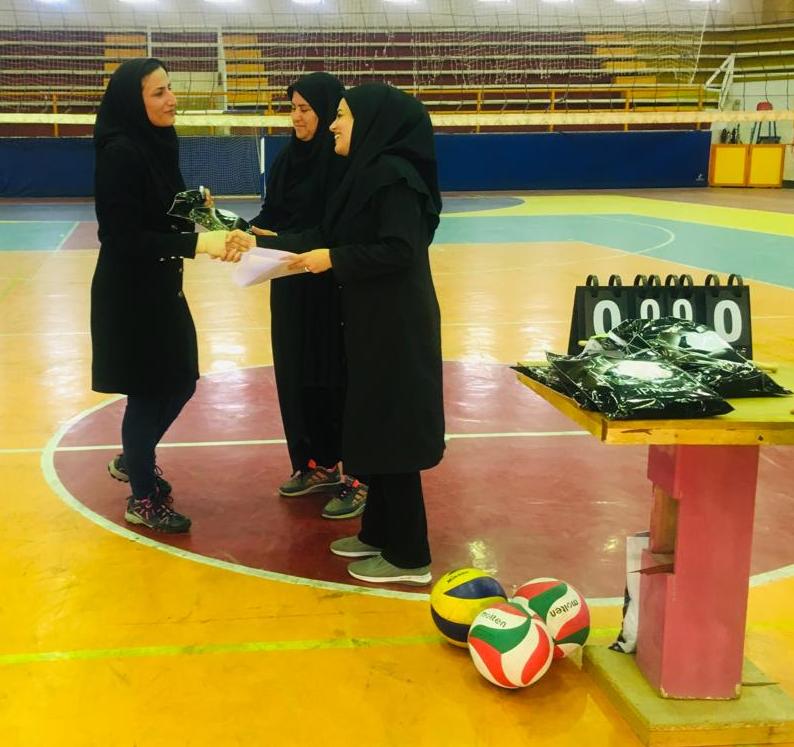 والیبال سه نفره  5