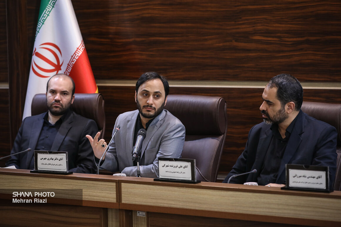 نشست با سخنگوی دولت 20