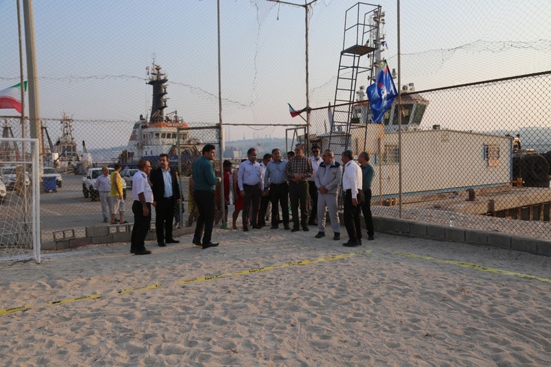 زمین ساحلی 3