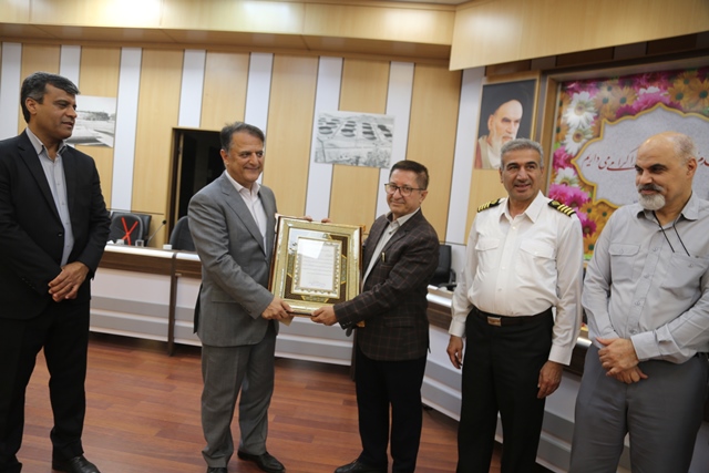 بازنشستگی کورش مقدم 59