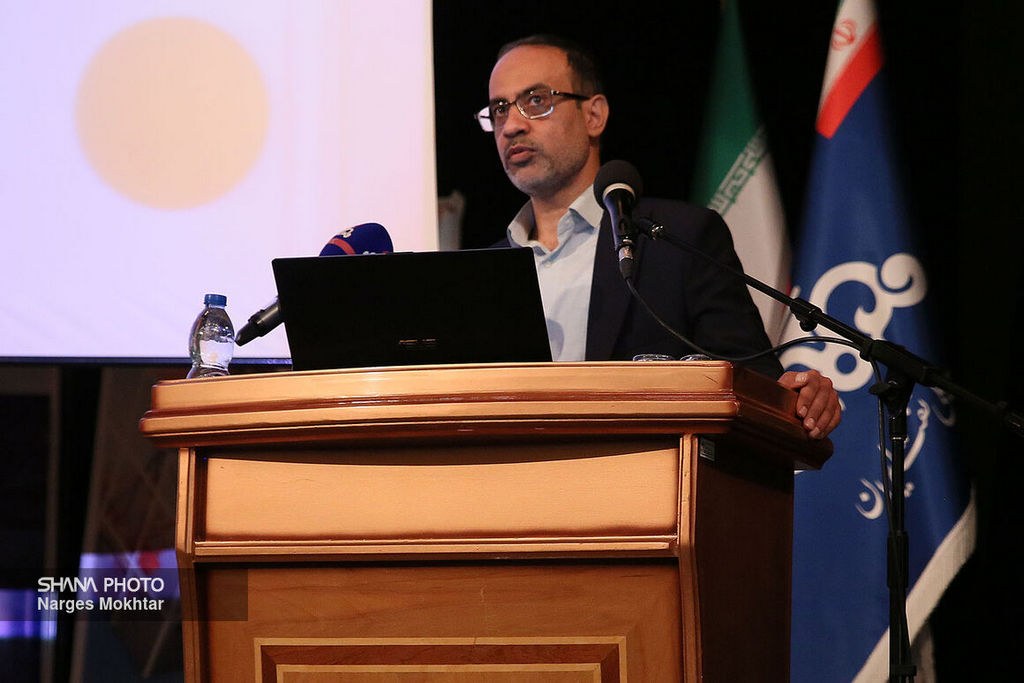 همایش معرفی فرصت‌های سرمایه‌گذاری در پروژه‌های تأمین خدمات شناوری شرکت ملی نفت 8