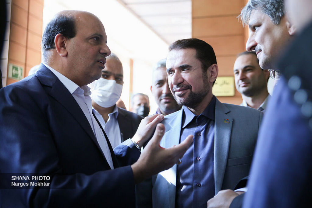 همایش معرفی فرصت‌های سرمایه‌گذاری در پروژه‌های تأمین خدمات شناوری شرکت ملی نفت 12