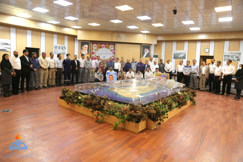 اسماعیل احمدی 42