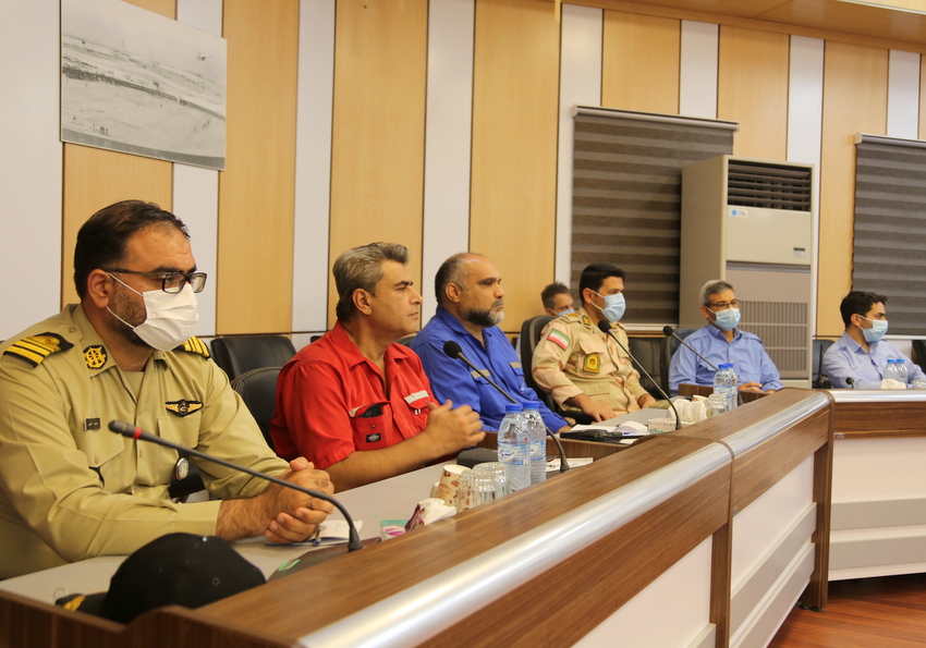 فرمانده ارشد پدافند غیر عامل جزیره خارگ  8