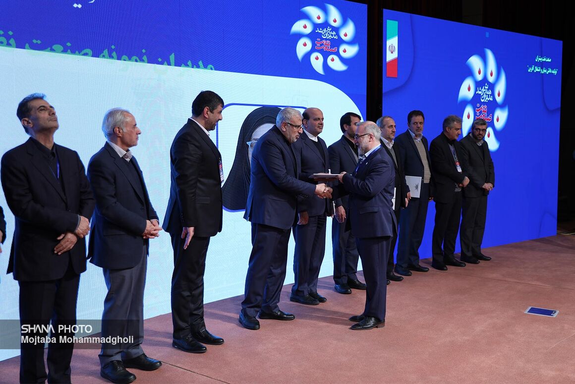 نشست مدیران  30