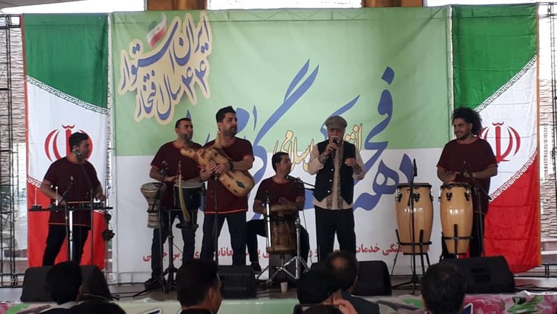 جشن انقلاب 2