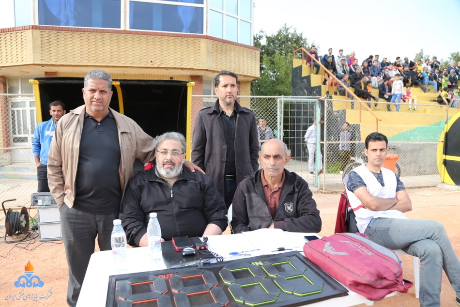 فوتبال کارکنان 13