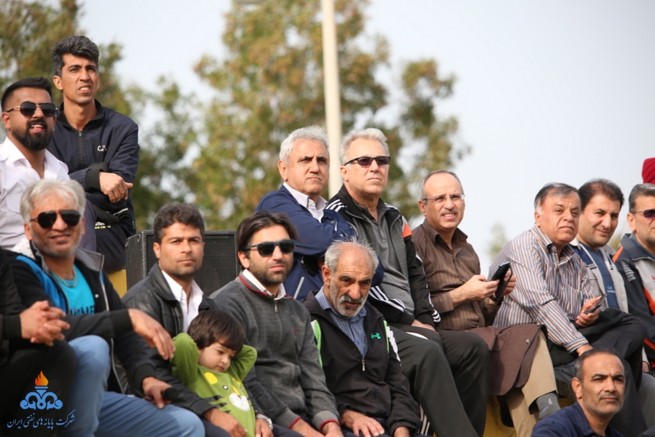 فوتبال کارکنان 15