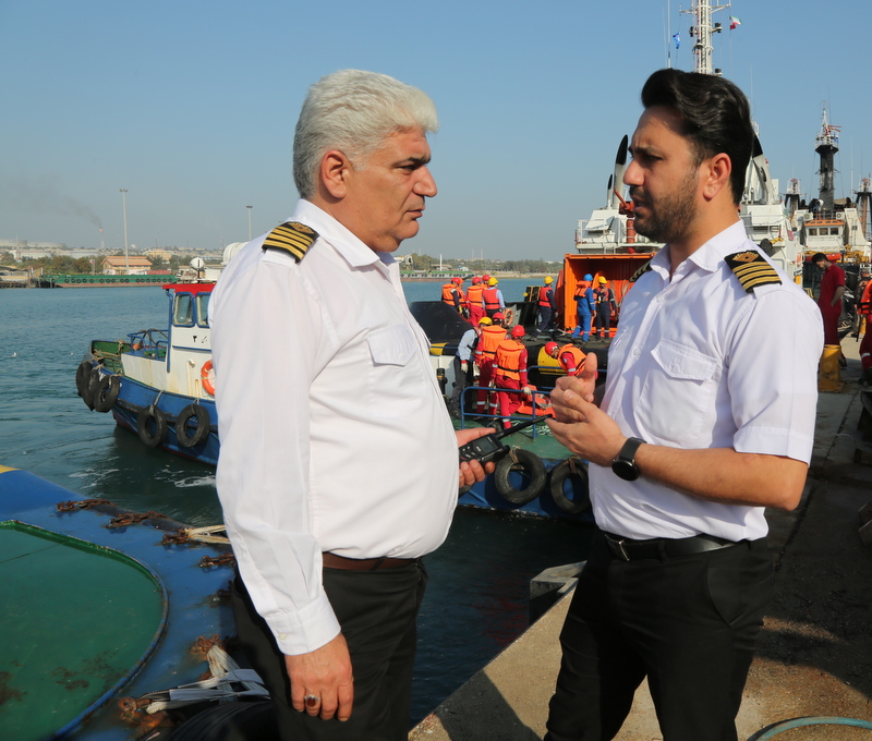 مانور آلودگی دریا 1