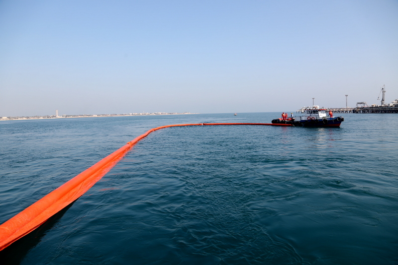 مانور آلودگی دریا 11