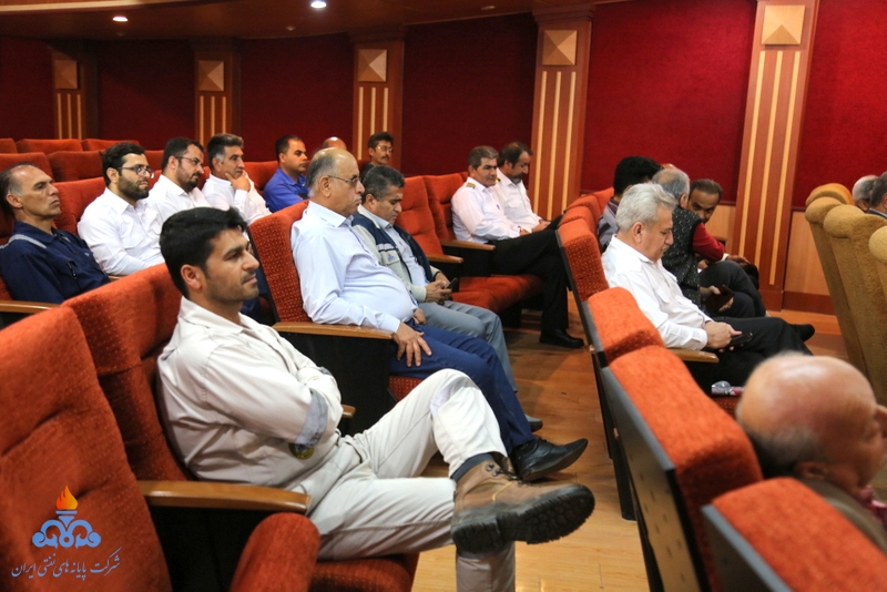 مهرداد عاشوری نژاد 18