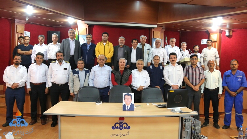 مهرداد عاشوری نژاد 27