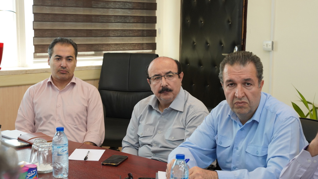 منابع انسانی + غریبی  14