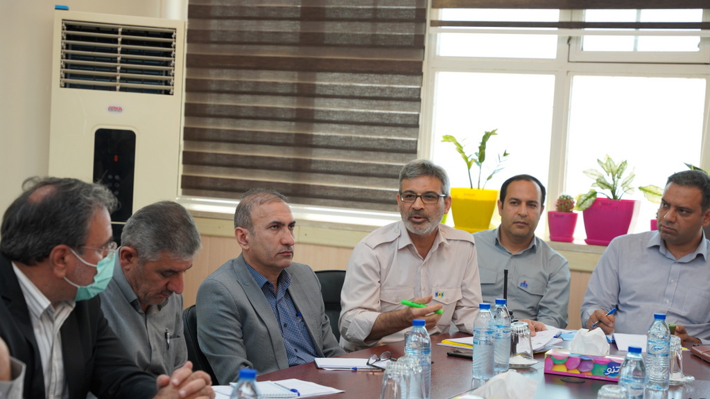 منابع انسانی + غریبی  17