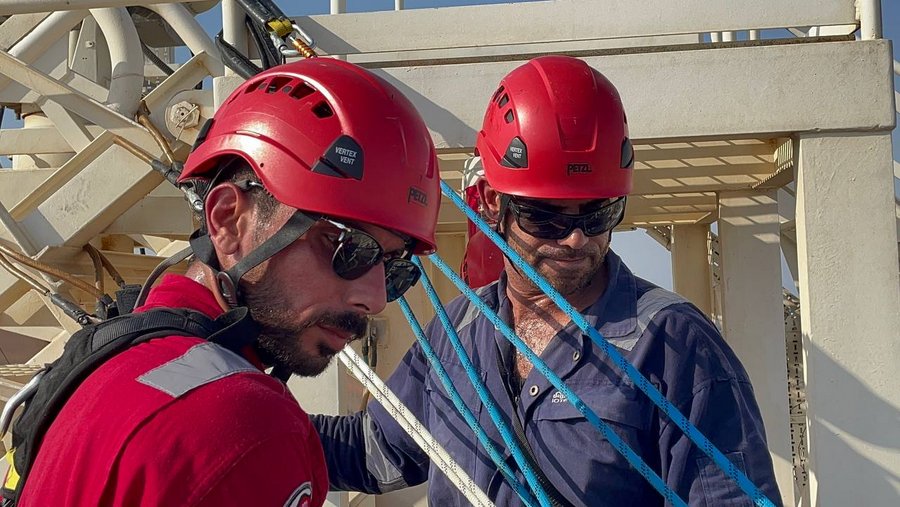 مانور امداد و نجات 1