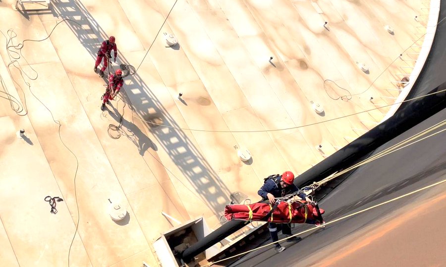 مانور امداد و نجات 12