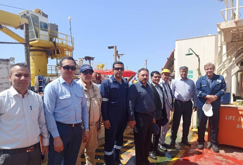 غریبی+ خط لوله 15