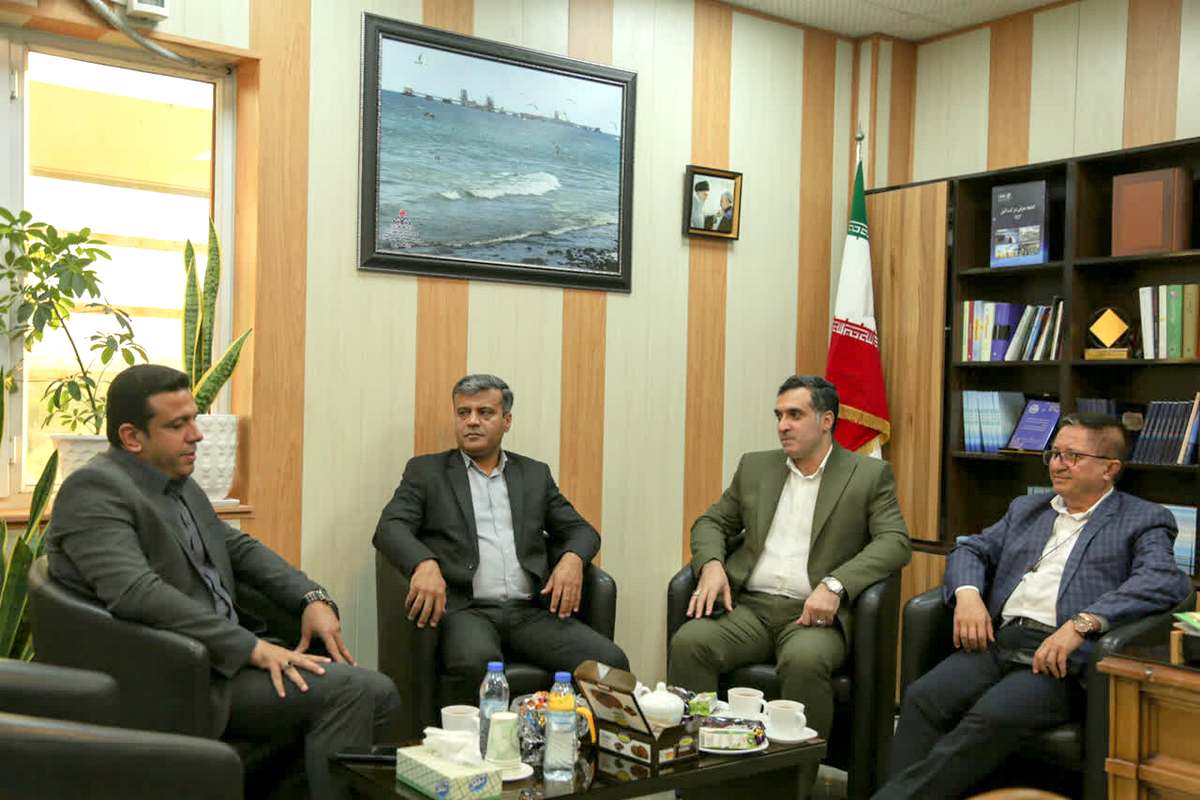 نشست + غریبی 13