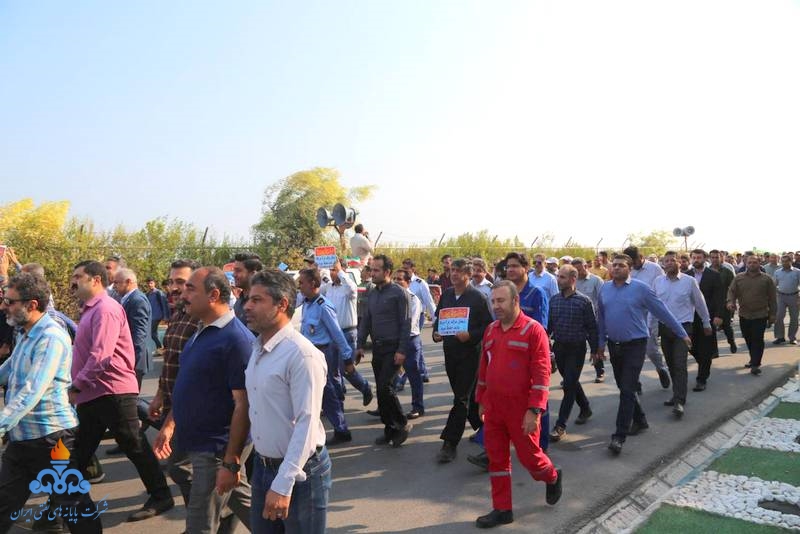 راهپیمایی 13 آبان 18