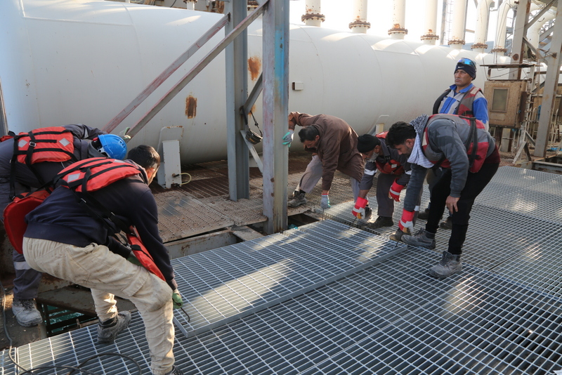 بازدید+ غریبی+ پایانه خارگ 11