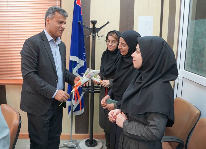 دیدار نوروزی مدیرعامل شرکت پایانه های نفتی ایران با کارکنان+ غریبی 13