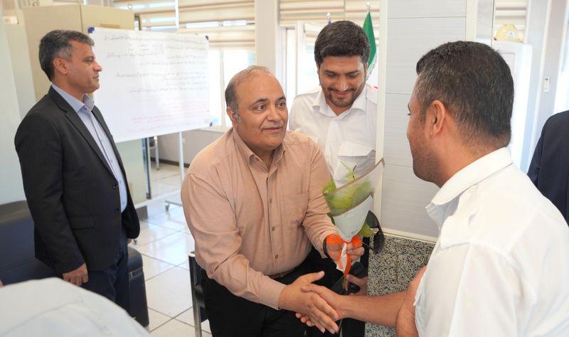 دیدار نوروزی مدیرعامل شرکت پایانه های نفتی ایران با کارکنان+ غریبی 20