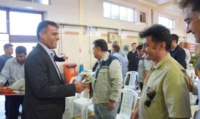 دیدار نوروزی مدیرعامل شرکت پایانه های نفتی ایران با کارکنان+ غریبی 34