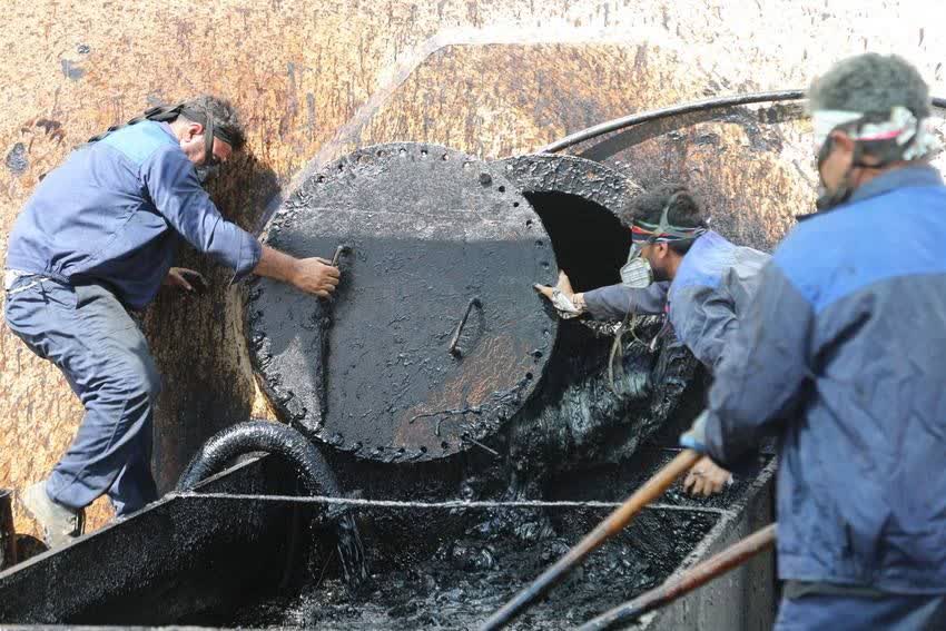 ساختارسازمانی + کارکنان + غریبی 10