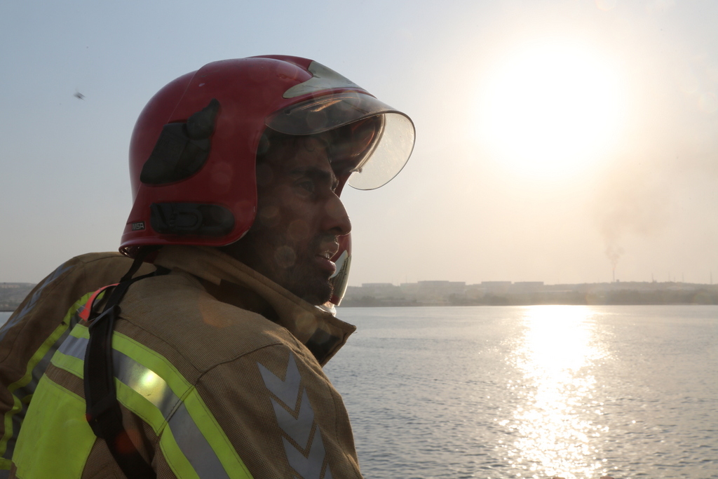 برگزاری مانور امداد و نجات +پایانه نفتی  خارگ  7