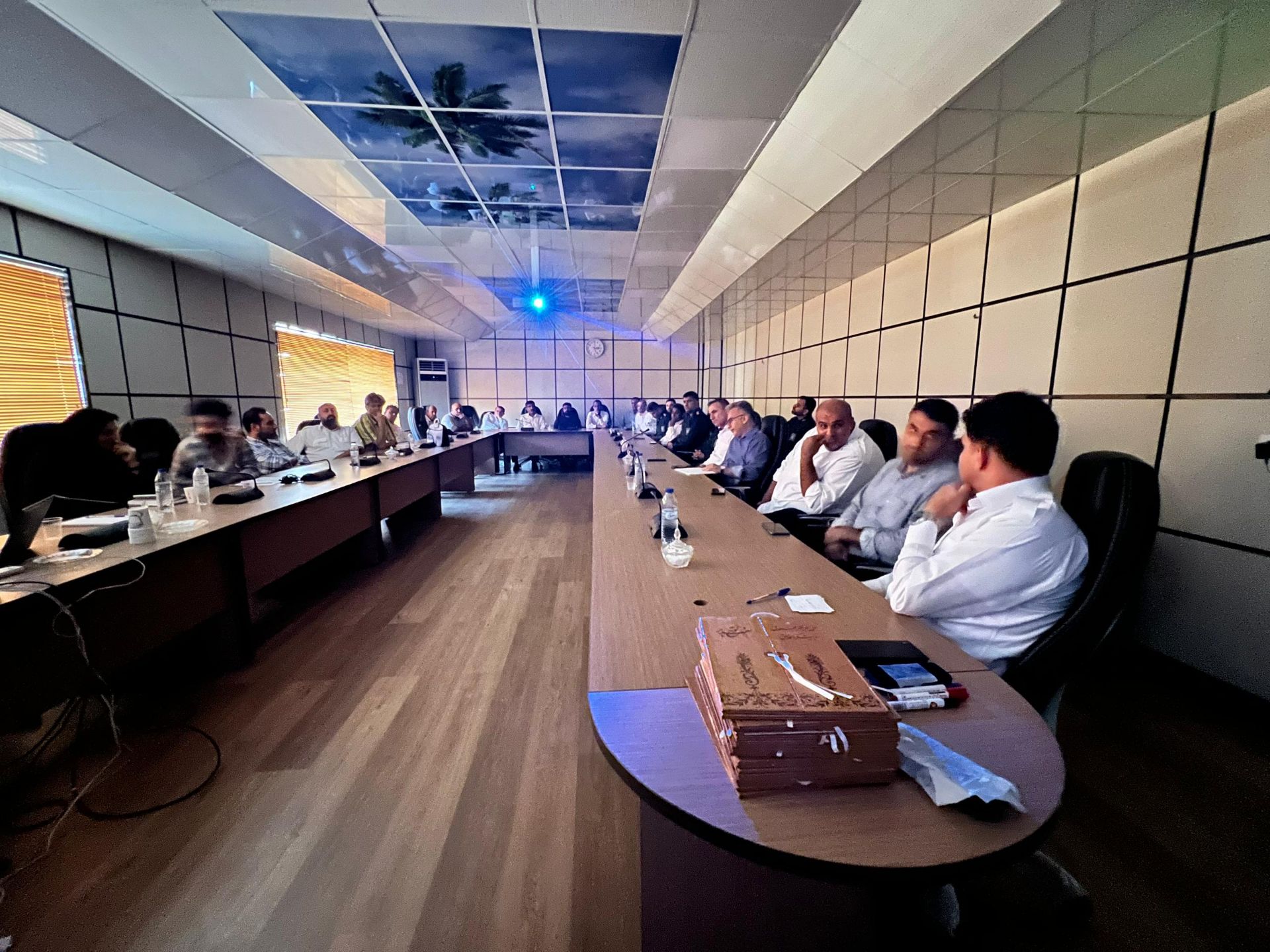 دوره آشنایی با مراقبت پرواز در فرودگاه شهدای جزیره خارگ  2