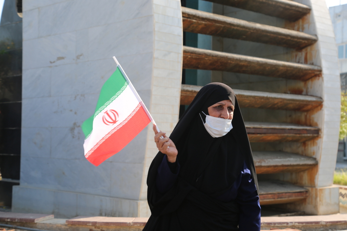 راهپیمایی 13 آبان 53