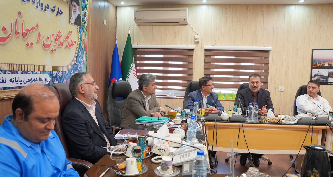 خدمات پشتبیانی+ خارگ+ مدیرعامل + اسدروز 19