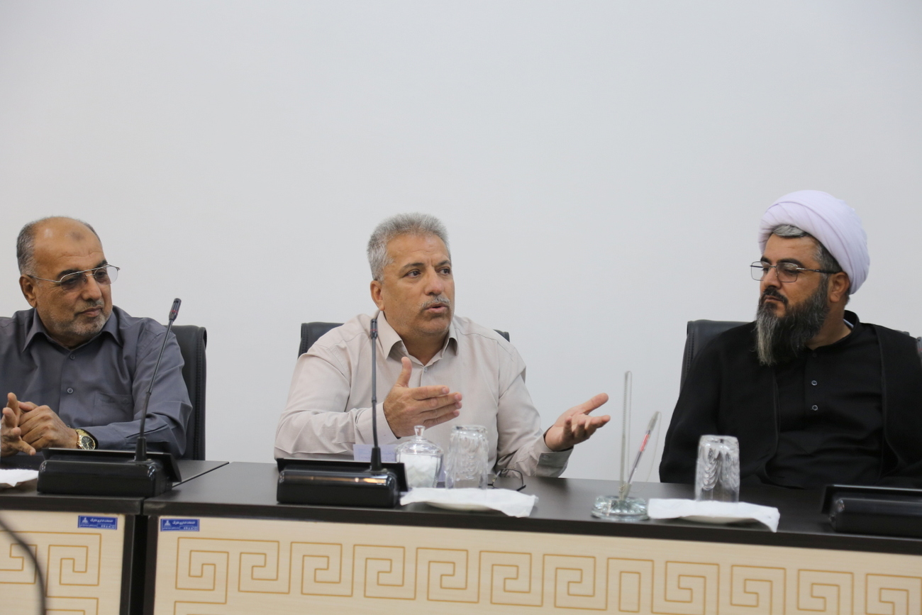 مدیرعامل شرکت پایانه‌های نفتی ایران + معتمدین و پیشکسوتان خارگ + اسدروز 6