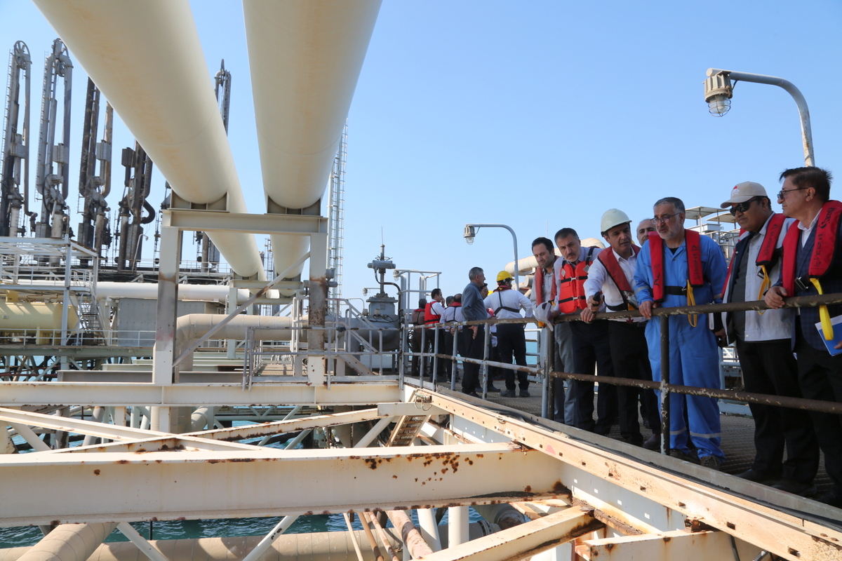 اسکله غربی + مدیرعامل + آذرپاد 2