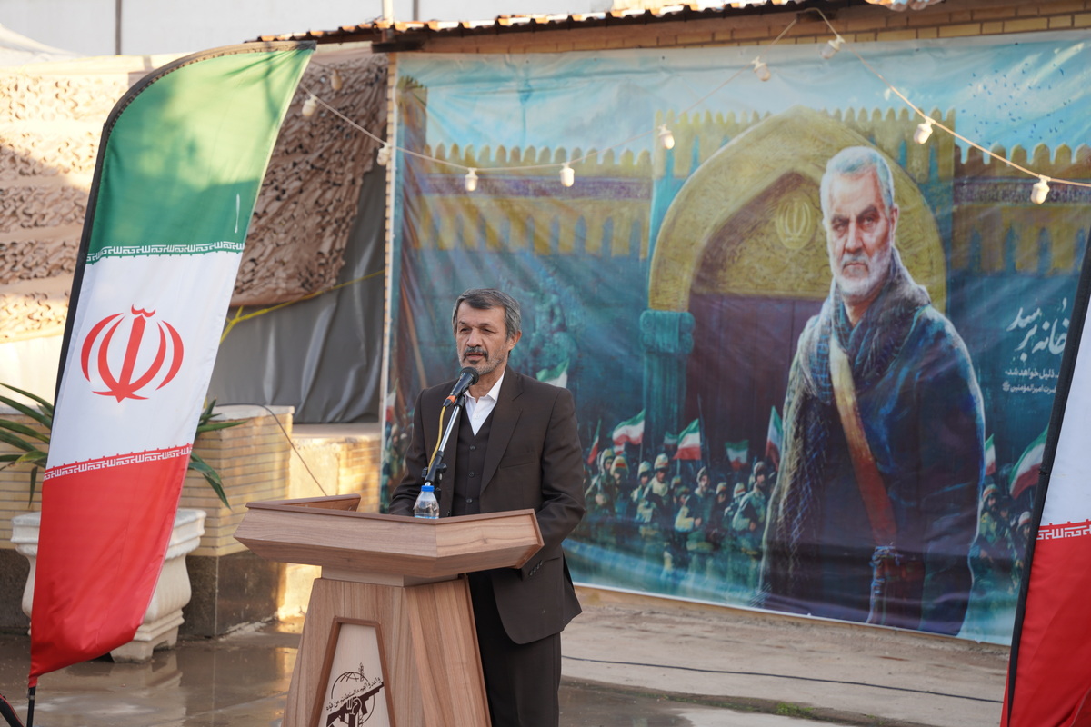 نمایشگاه روایی و تجسمی مقاومت در جزیره خارگ  7