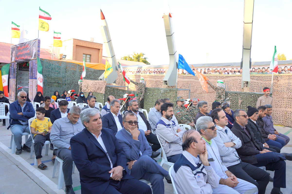 نمایشگاه روایی و تجسمی مقاومت در جزیره خارگ  16