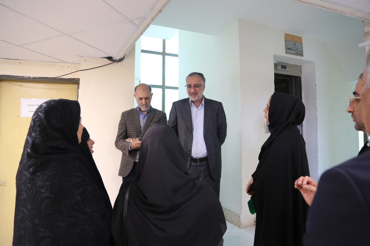 دیدار مدیرعامل شرکت پایانه‌های نفتی ایران با کارکنان و ساکنان جزیره خارگ 1