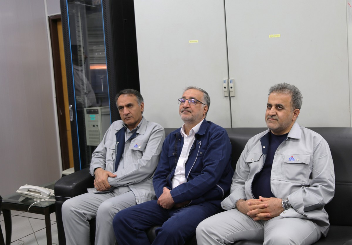 معاون امور بین الملل و بازرگانی وزیر نفت + سید علی محمد موسوی+ عباس اسدروز + پایانه های نفتی ایران 7