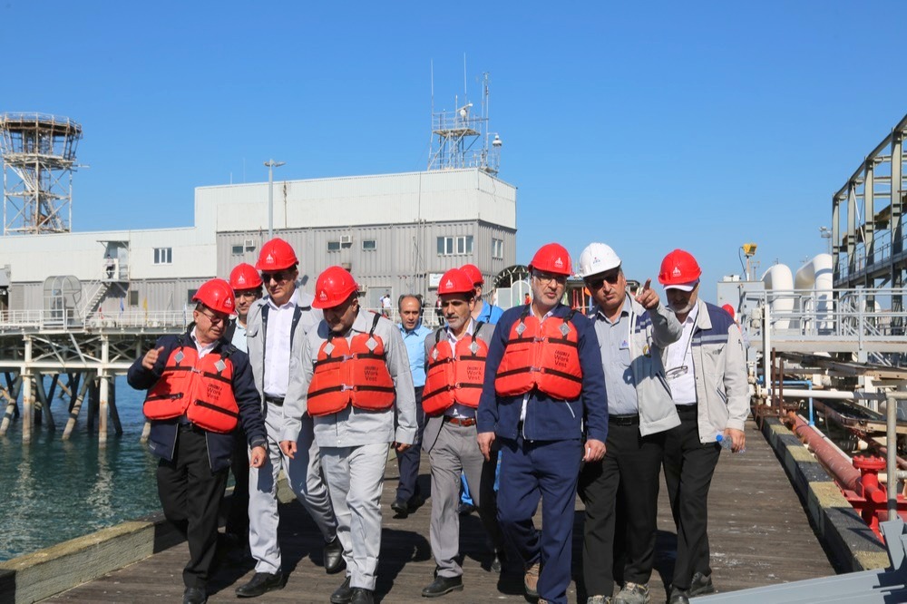 معاون امور بین الملل و بازرگانی وزیر نفت + سید علی محمد موسوی+ عباس اسدروز + پایانه های نفتی ایران 12