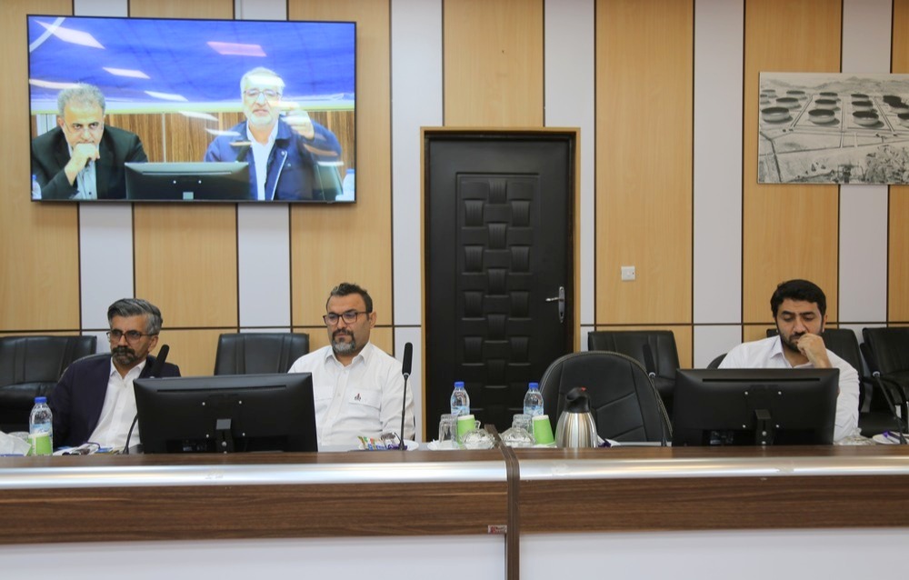 معاون امور بین الملل و بازرگانی وزیر نفت + سید علی محمد موسوی+ عباس اسدروز + پایانه های نفتی ایران 22