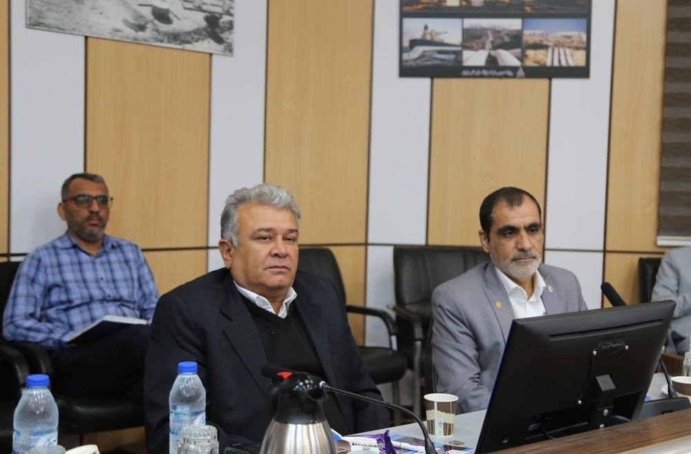 معاون امور بین الملل و بازرگانی وزیر نفت + سید علی محمد موسوی+ عباس اسدروز + پایانه های نفتی ایران 24