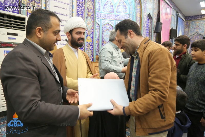 برگزاری مراسم عید سعید مبعث در پایانه نفتی خارگ 1